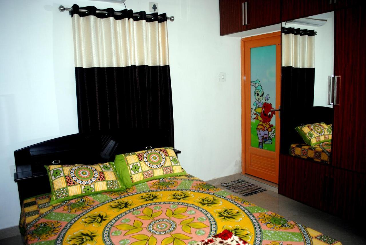 Nice Villa Irimbranallur Extérieur photo