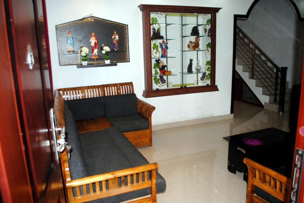 Nice Villa Irimbranallur Extérieur photo